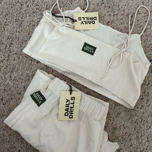 DAILY DRILLS beige tie set & shorts !!! M/L